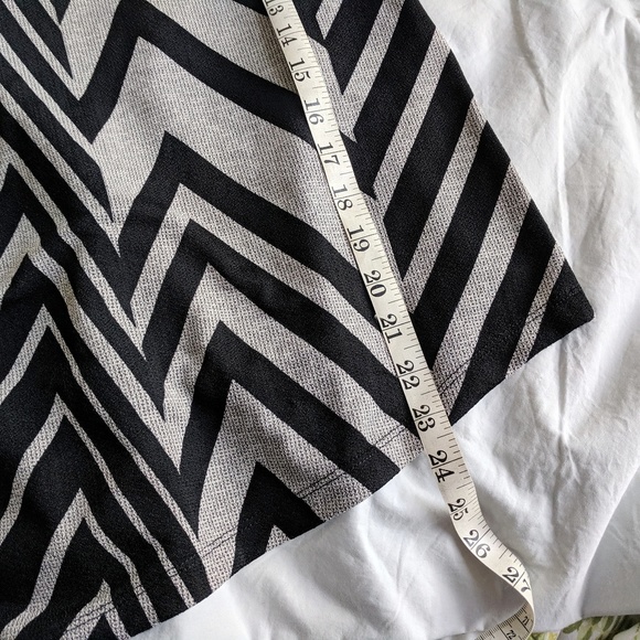 Like new Soft work open front cardigan size SP - Picture 2 of 4